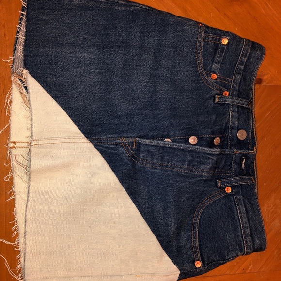 LEVI’S TWO-TONE DENIM SKIRT - Picture 2 of 4